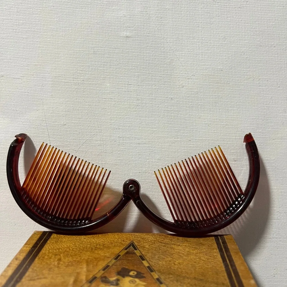 Vintage Amber Tortoiseshell Circular Folding Hair Comb Hinged ring retro updo